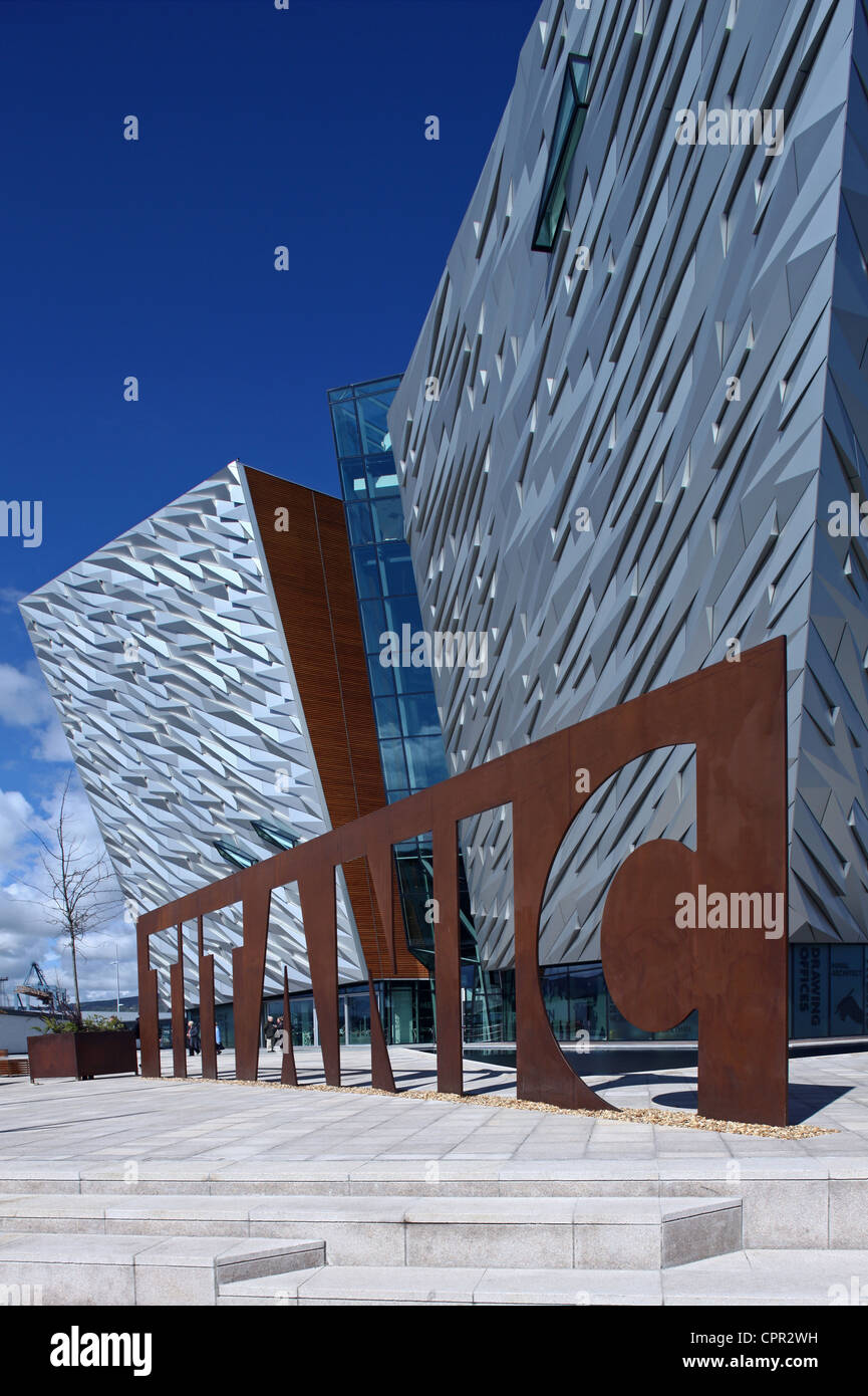 Außenseite des Titanic Belfast Signatur Projekt Stockfoto
