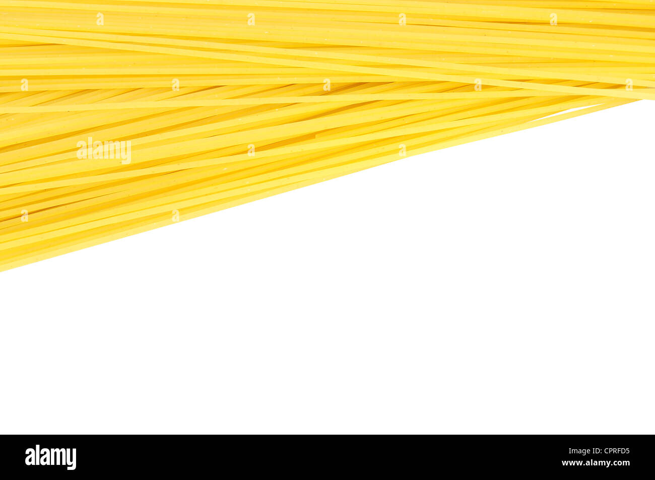 Nahaufnahme von Spaghetti auf weißem Hintergrund Stockfoto