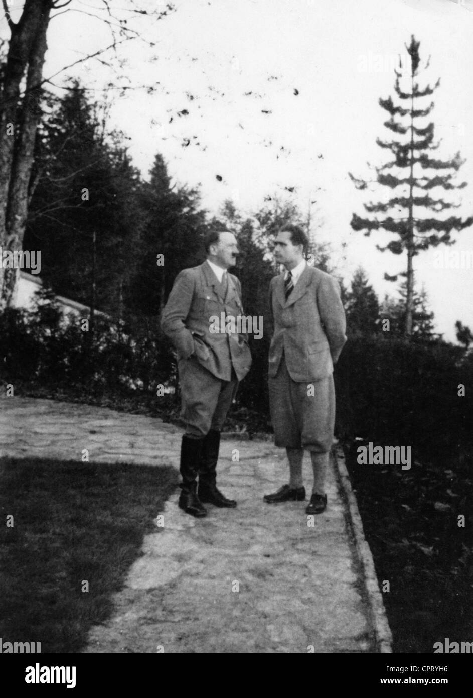 Hitler, Adolf, 20.4.1889 - 30.4.1945, deutscher Politiker (NSDAP), mit Rudolf Hess, Berghof, Obersalzberg, 1934/1935, Stockfoto