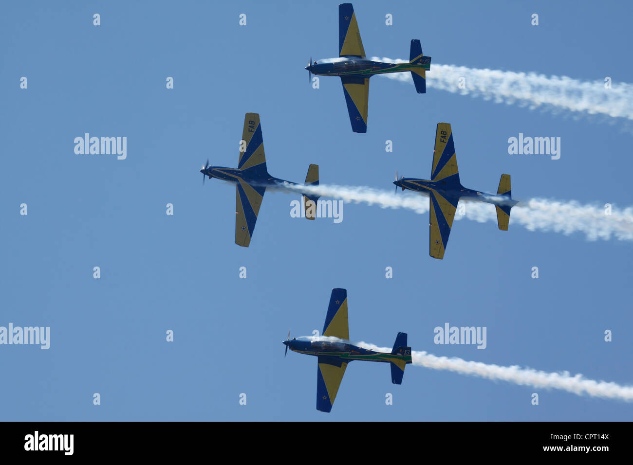 Esquadrilha da Fumaça auch bekannt als die Smoke Squadron, fliegen in Formation bei einer Airshow. Stockfoto