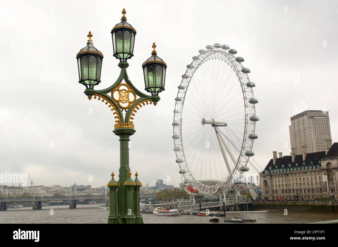 Fotografieren der Themse und THE EYE Riesenrad in London Stockfoto