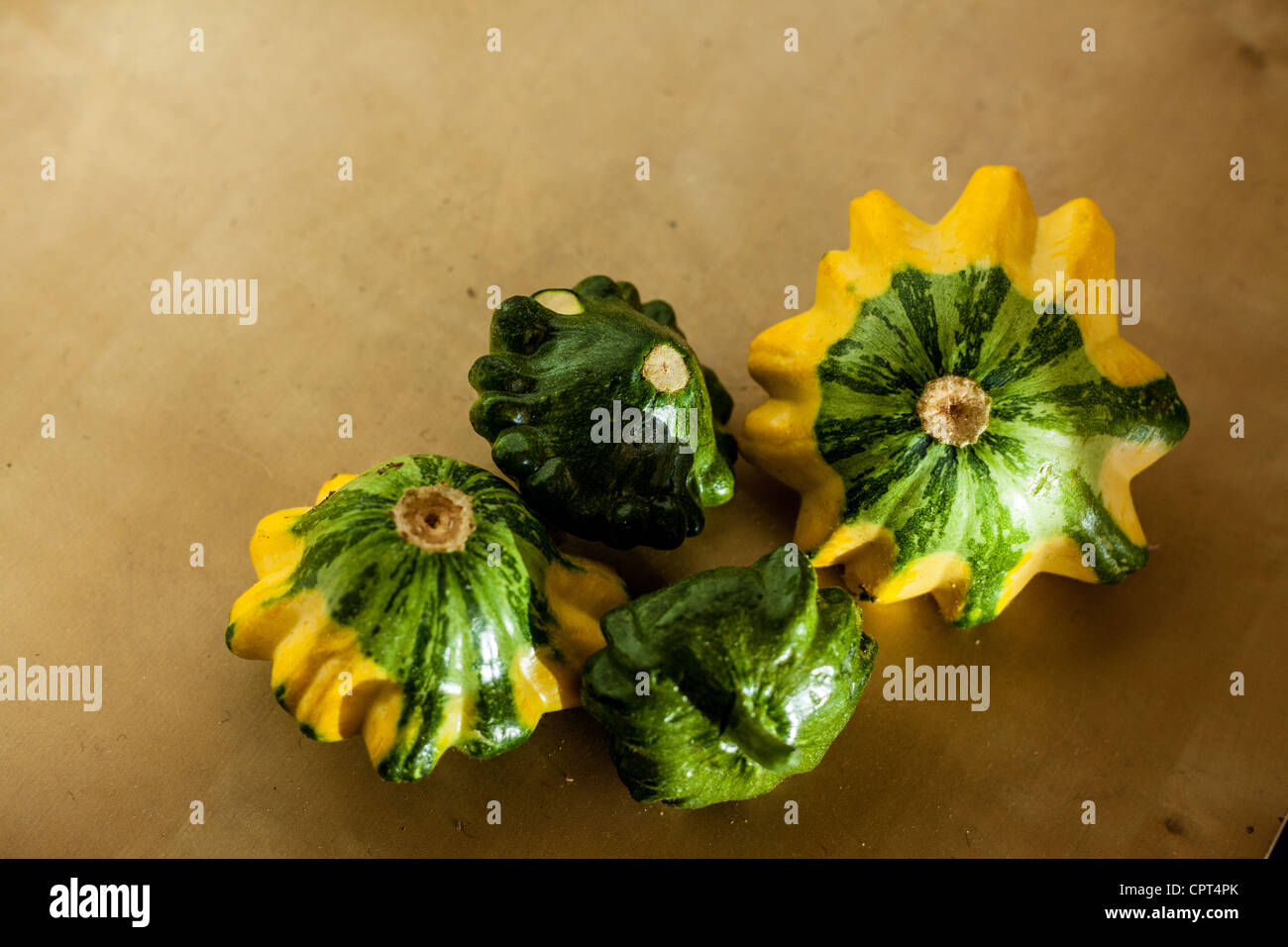 Mehrfarbig Patty Pan oder Sommerkürbis Stockfoto