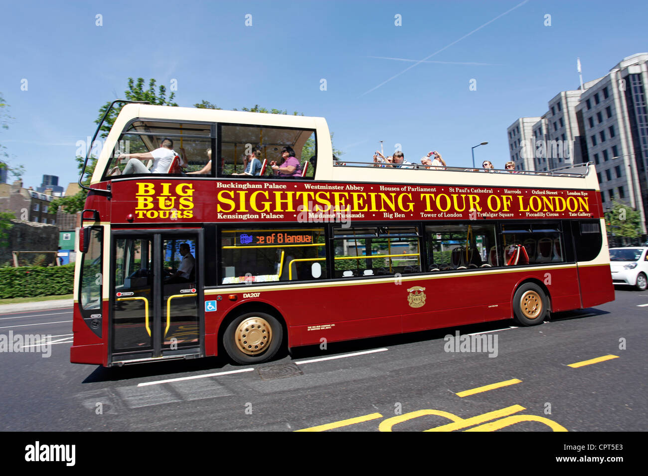 Doppeldecker touristischen Sightseeing Tour-Bus, London, England Stockfoto