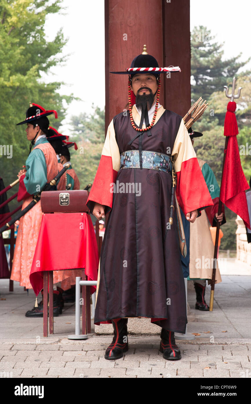 Hauptmann der Wache im Deoksu Palast in Seoul, Südkorea. Stockfoto