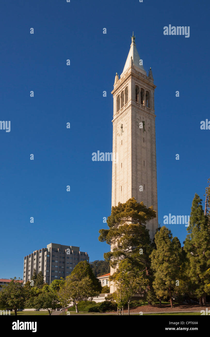Sather Tower. UC Berkeley, Kalifornien. Stockfoto