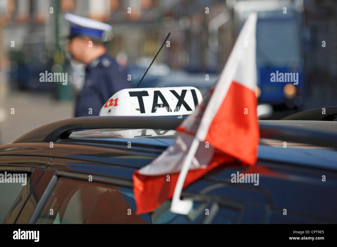 Hundert Taxifahrer protestieren gegen geplante Änderungen handeln Trades Lizenzierung Polen polnische Justizminister Jaroslaw Gowin Stockfoto