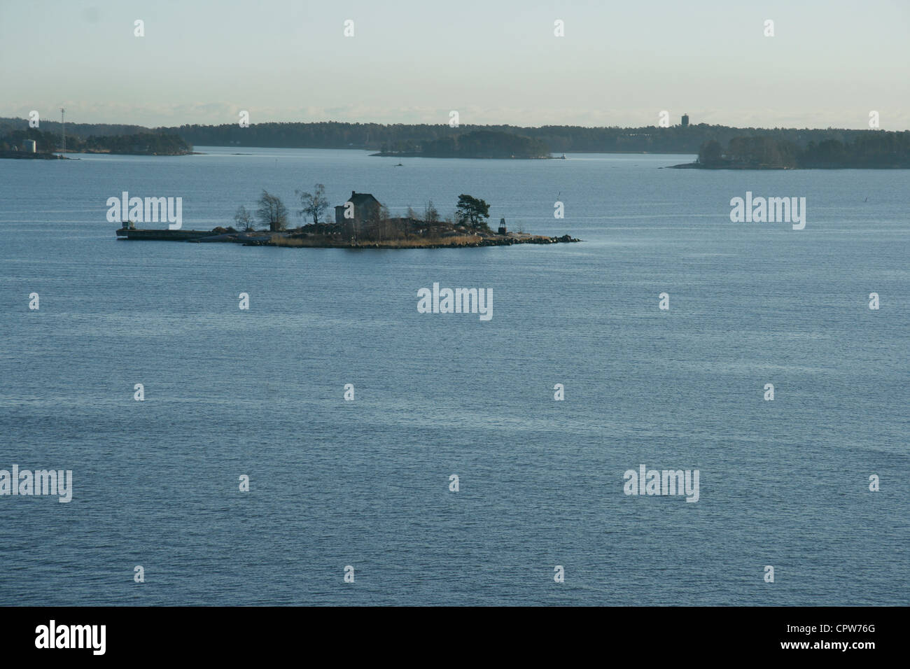 Insel vor der Küste von Helsinki, Finnland. Stockfoto