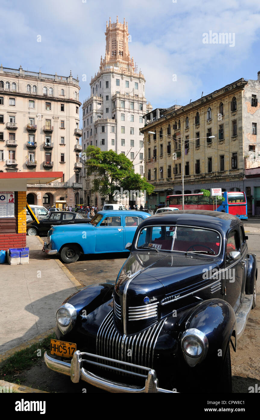 Havanna. Kuba. Kubanische Telefongesellschaft Gebäude (1927), von der kubanischen Architekturbüro Morales und Unternehmen entwickelt. Stockfoto