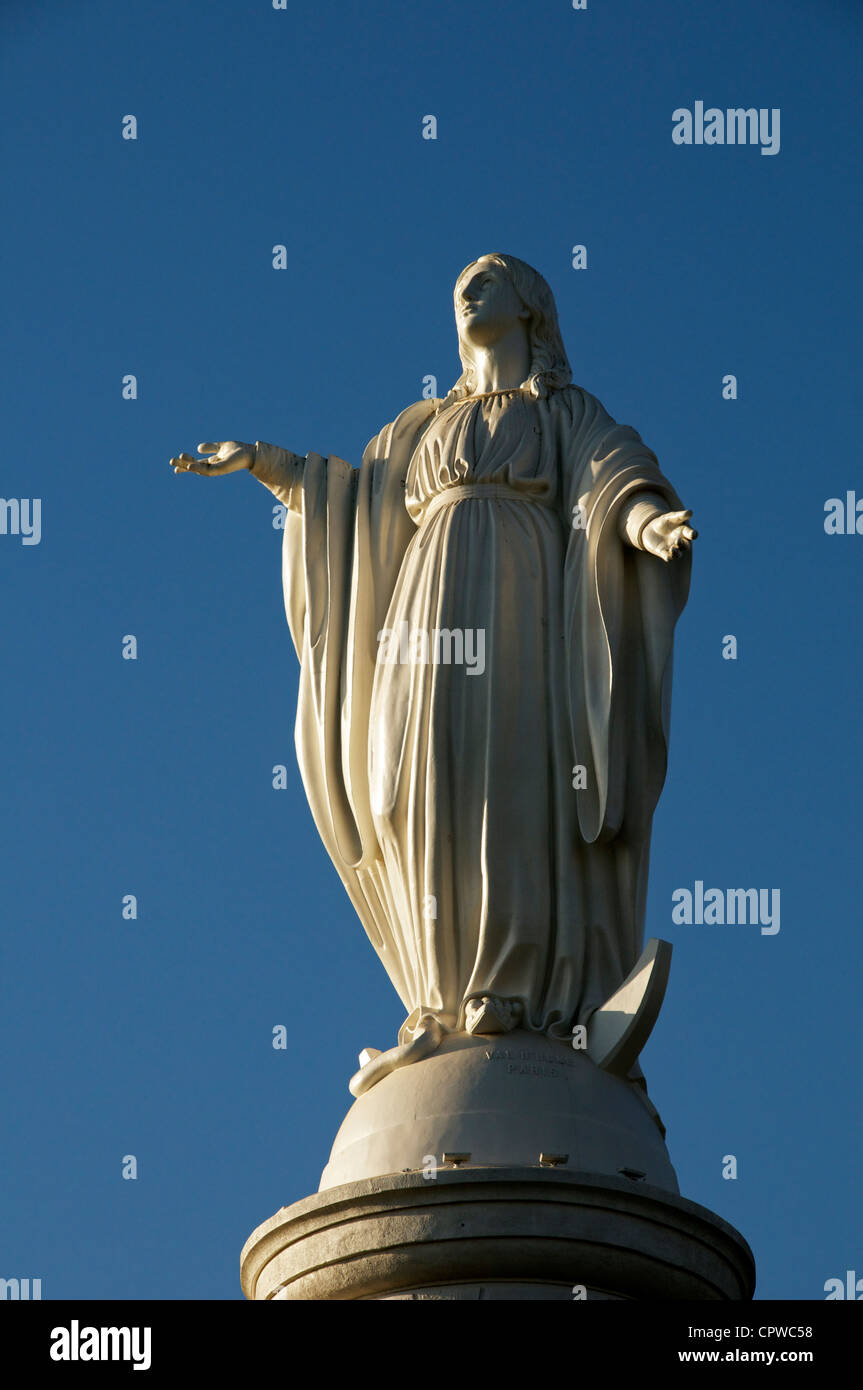 Statue der Madonna Cerro San Cristobal Santiago Chile Stockfoto