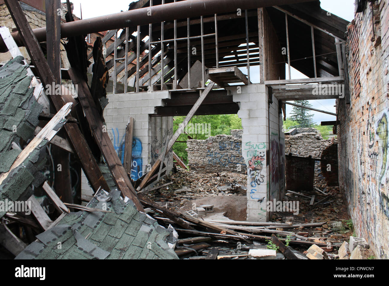 Abandon Fabrik leere Fabrik Lager zu zerstören Stockfoto