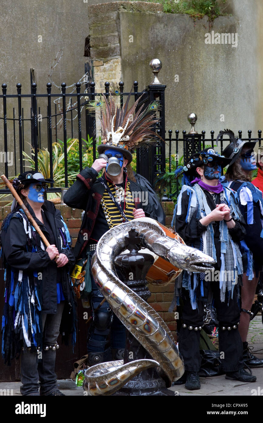 Morris Dancers bei Hastings Jack in die grüne Grenze Stockfoto