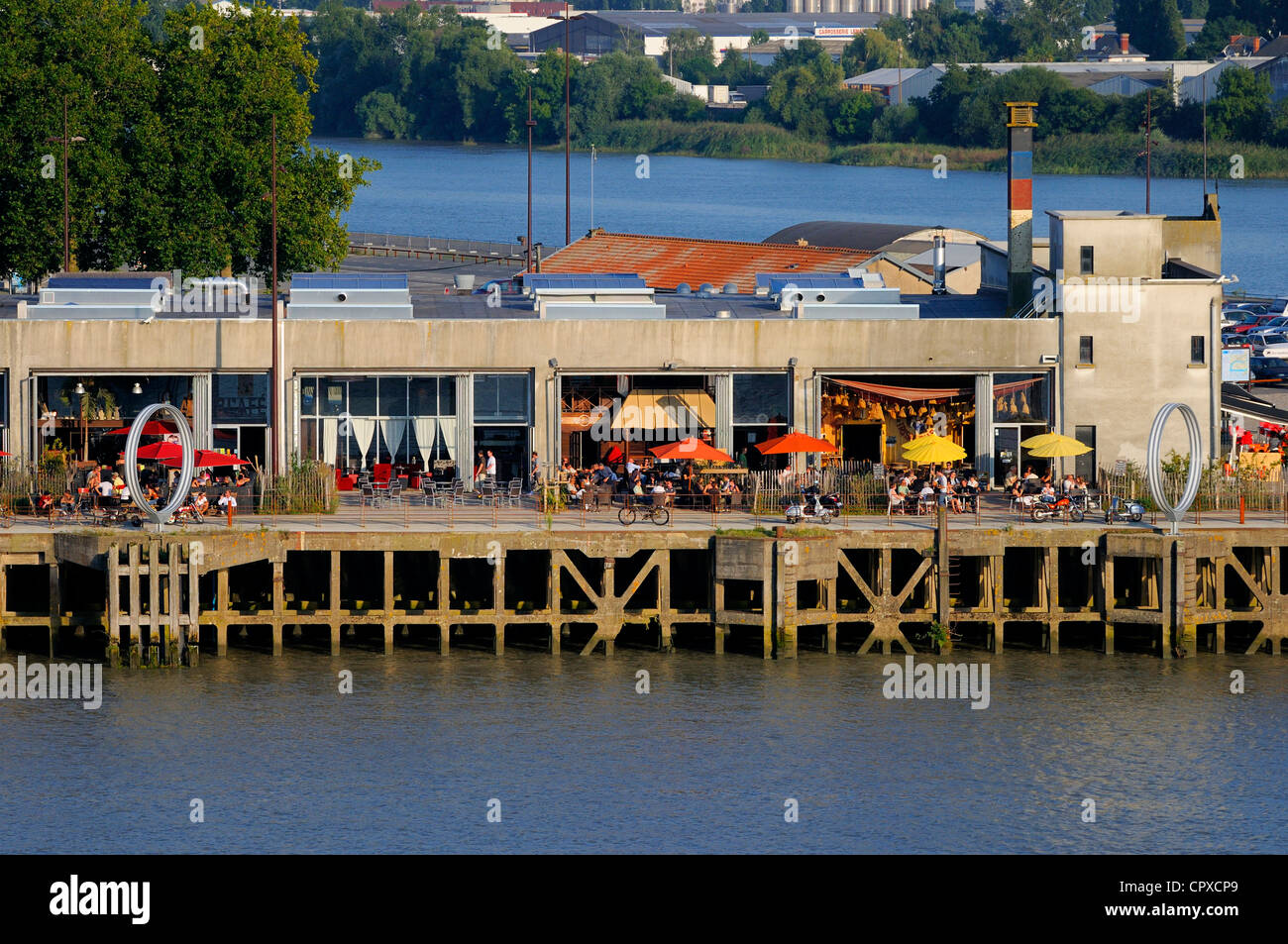 Frankreich, Loire-Atlantique, Nantes, Ile de Nantes, Cafés und Restaurants im Hangar À Bananes (Bananen-Lager) Stockfoto