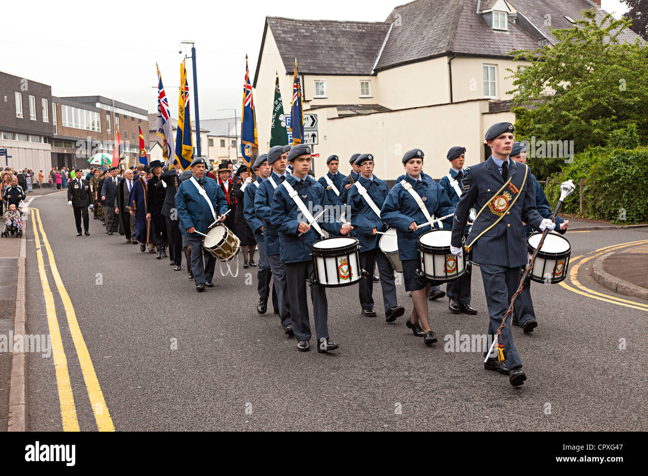 Air Cadets in marching band Teil der Royal Jubilee feiern 2012, Abergavenny, Wales, UK Stockfoto