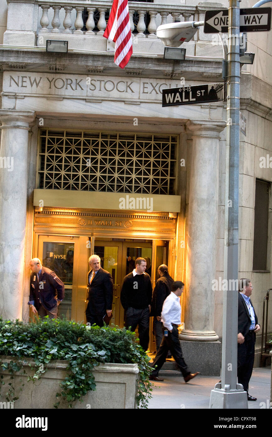 Vereinigte Staaten, New York City, Manhattan, Financial District, Wall Street District, Eingang von der Börse von New York Stockfoto