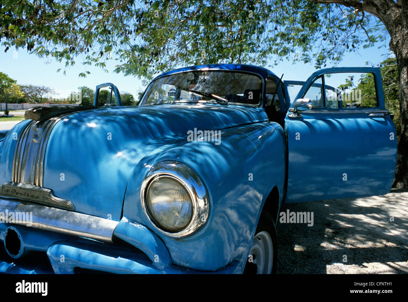 Kuba, Ciego de Avila Provinz Cayo Coco, Pontiac amerikanisches Auto Stockfoto