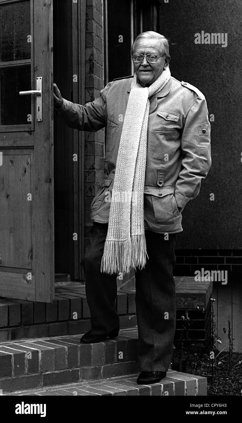 Karl eduard von schnitzler Fotos und Bildmaterial in hoher Auflösung