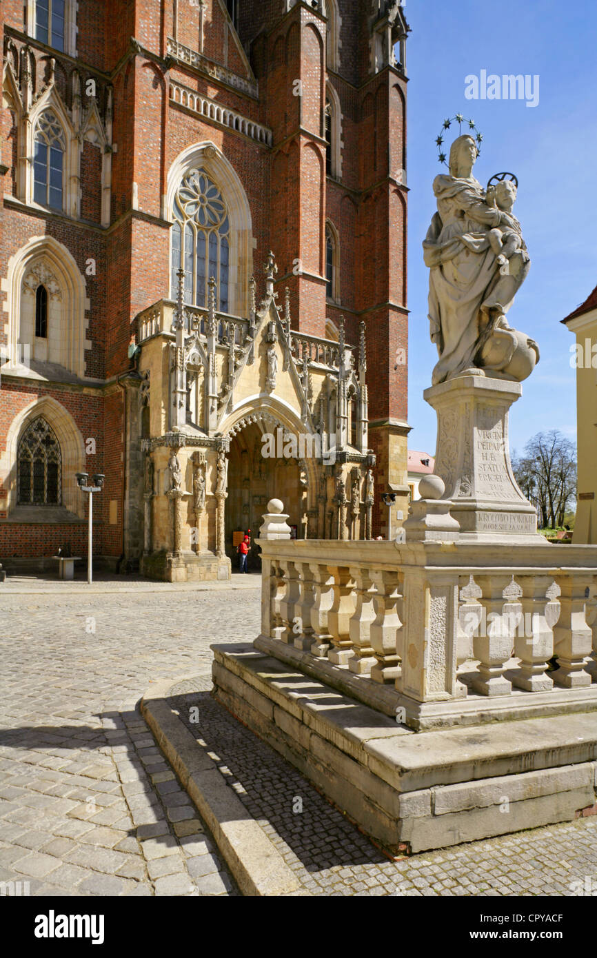 Haupteingang zum Cathedral of St. John, Wroclaw (Breslau), Polen. Stockfoto
