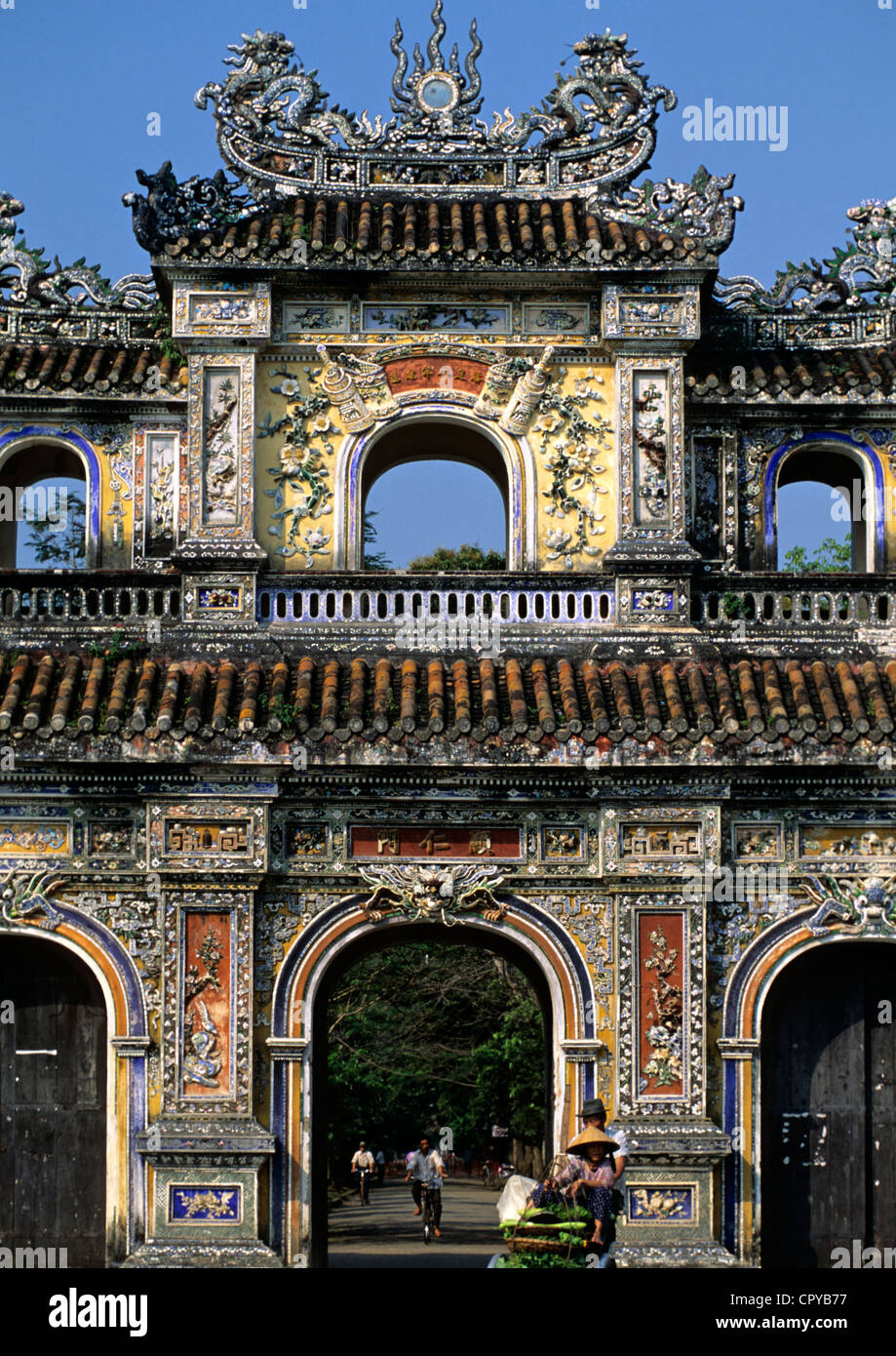 Vietnam, Thua Thien Hue Provinz, Hue, aufgeführt von der UNESCO als Weltkulturerbe, Kaiserstadt, The Nhon (Tor der Menschheit) Stockfoto