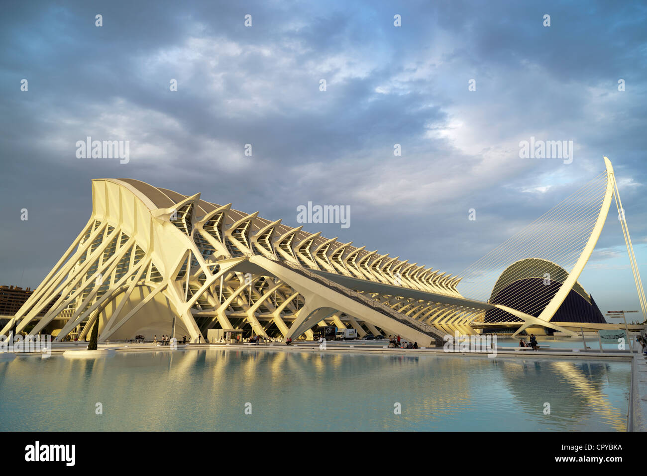 Die Stadt der Künste und Wissenschaften, entworfen von Santiago Calatrava, Valencia, Spanien