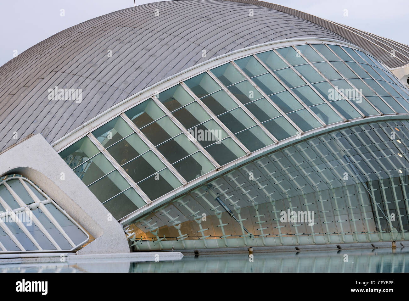 Die Stadt der Künste und Wissenschaften, entworfen von Santiago Calatrava, Valencia, Spanien Stockfoto