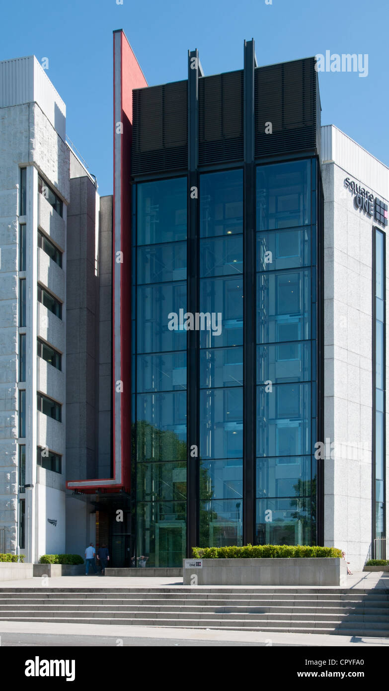 Die "Square One" Gebäude, eine ehemalige Lagerhalle Parcelforce nun in Büros umgewandelt. Travis Street, Manchester, England, Vereinigtes Königreich Stockfoto