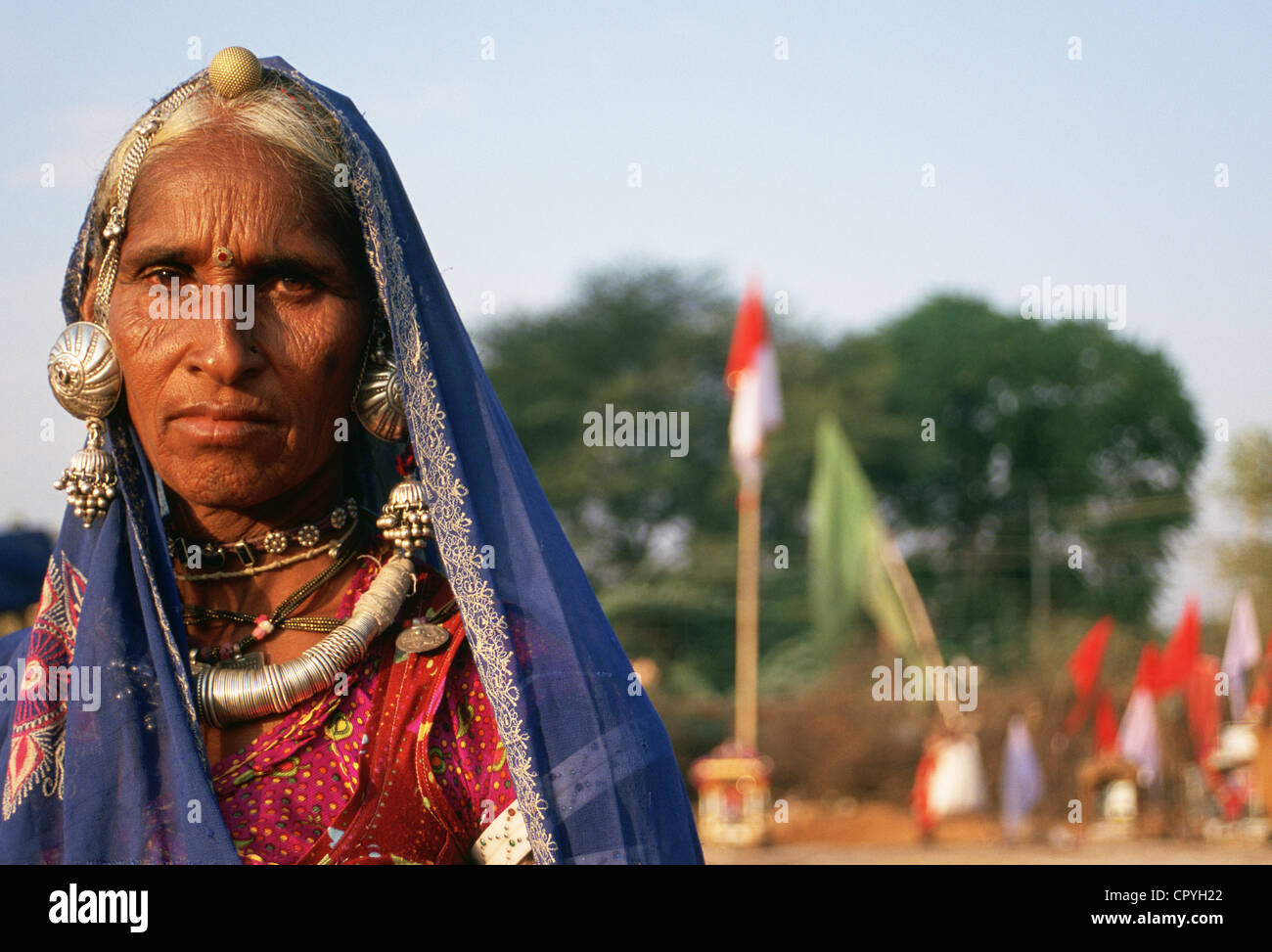 Indische Frau traditionell gekleidet (Indien) Stockfoto
