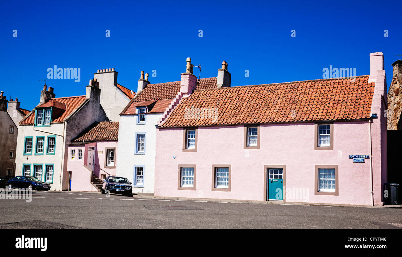 Malte traditionellen Fischerhäuser in St Monans, East Neuk of Fife, Schottland. Stockfoto