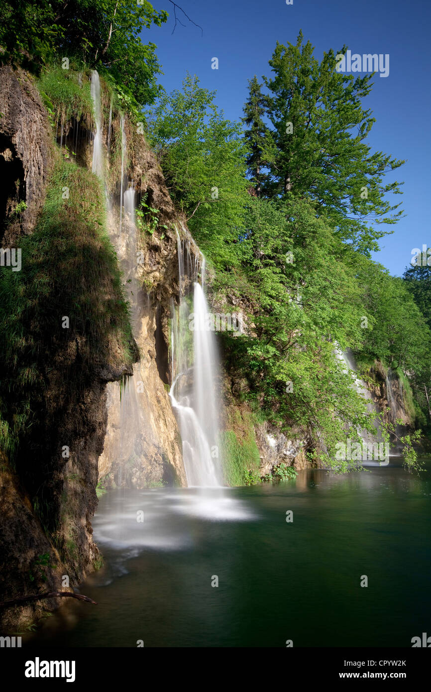 Wasserfall, Plitvicer Seen Nationalpark, UNESCO-Weltkulturerbe, Kroatien, Europa Stockfoto