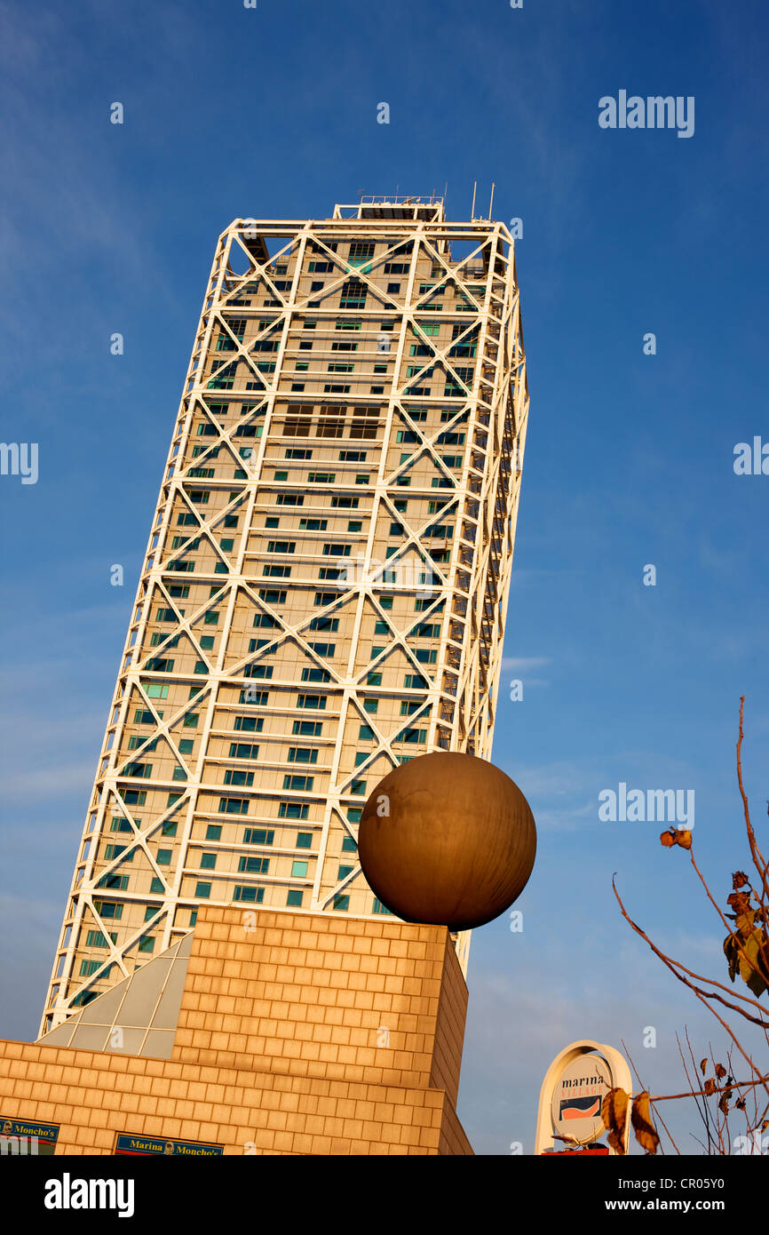 Hotel Arts Barcelona Sunrise Tower Fisch Skulptur Stockfoto