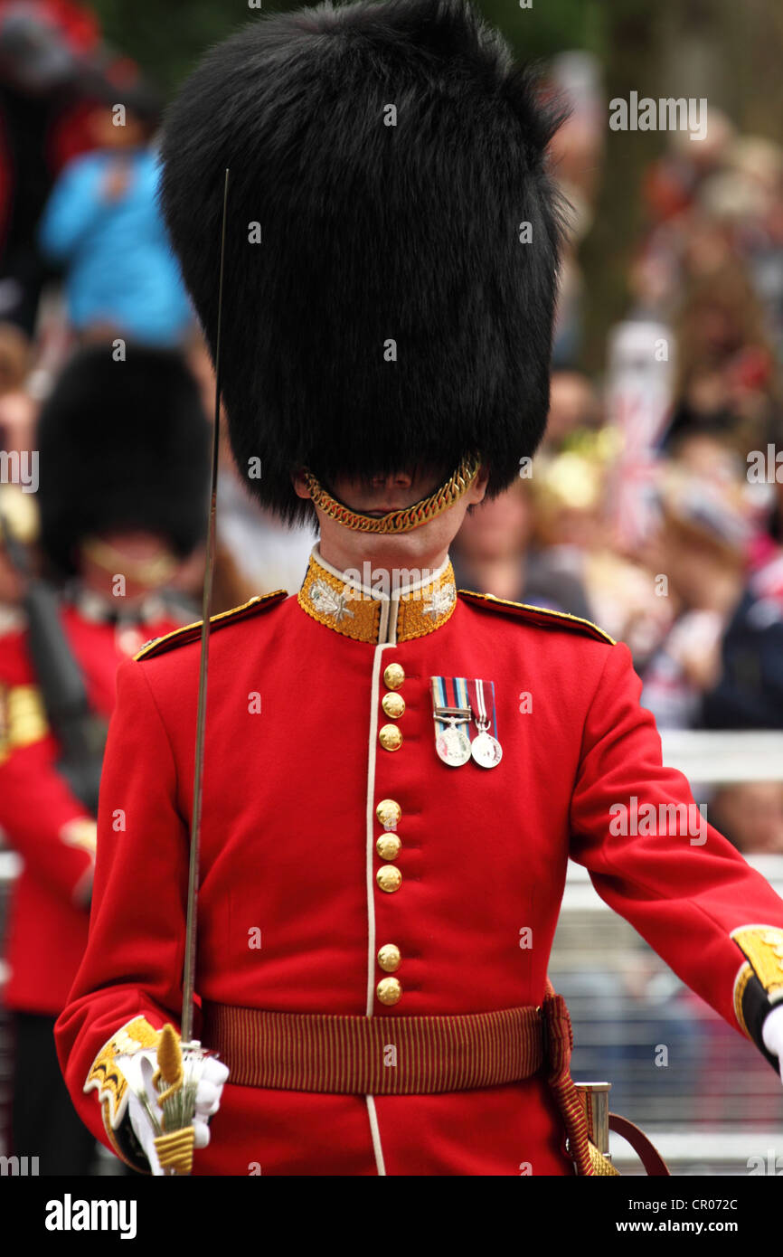 Scots Guard an der Mall, die Inspektion der Wache an der Königin Diamond Jubilee Stockfoto