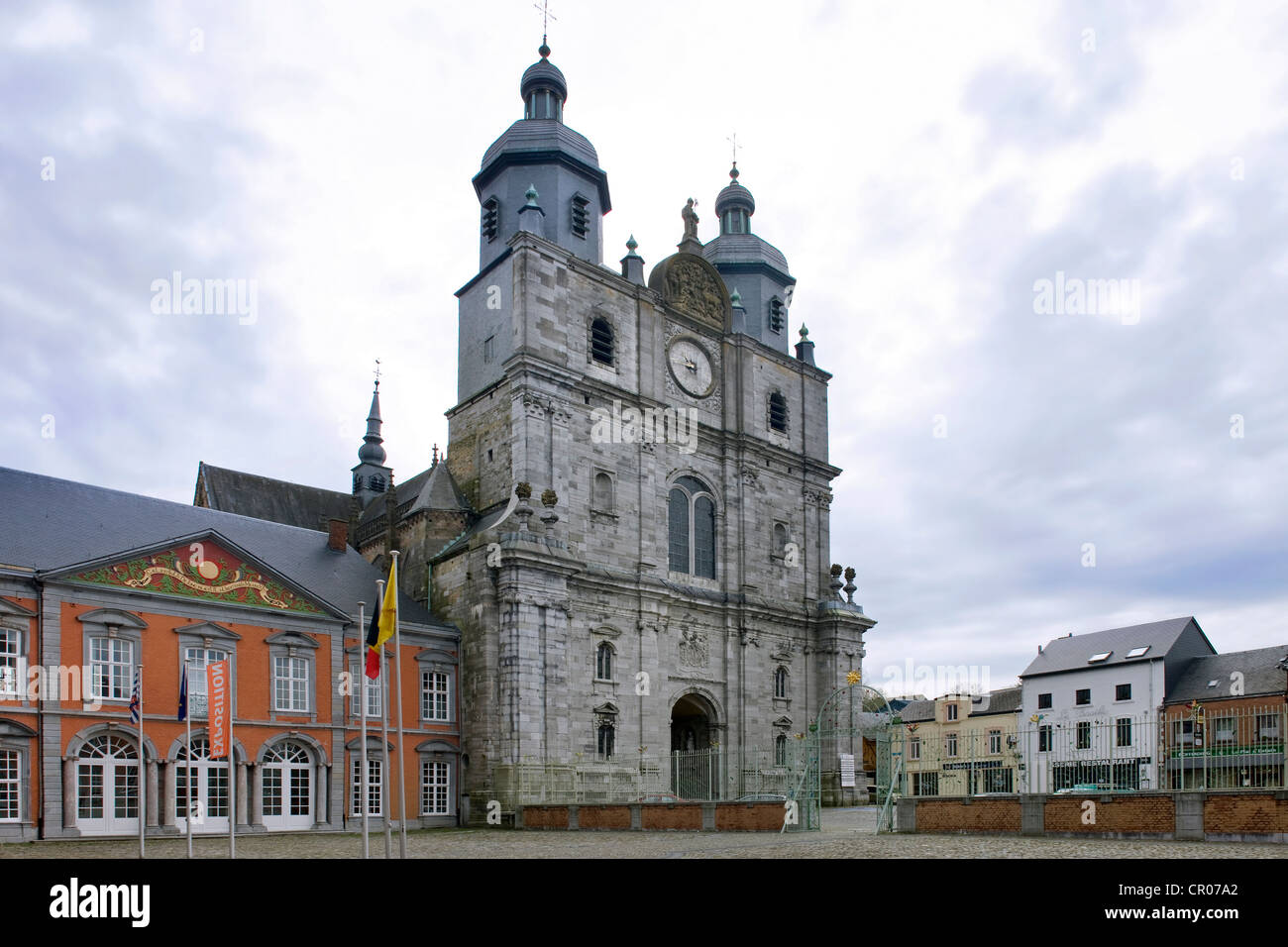 Abtei und die Basilika des Heiligen Hubertus in Saint-Hubert, Ardennen, Belgien Stockfoto