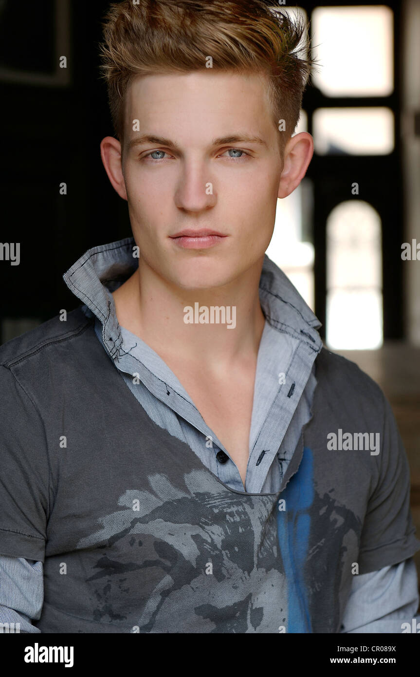 20 Jahre Alter Mann Stockfotos und -bilder Kaufen - Alamy