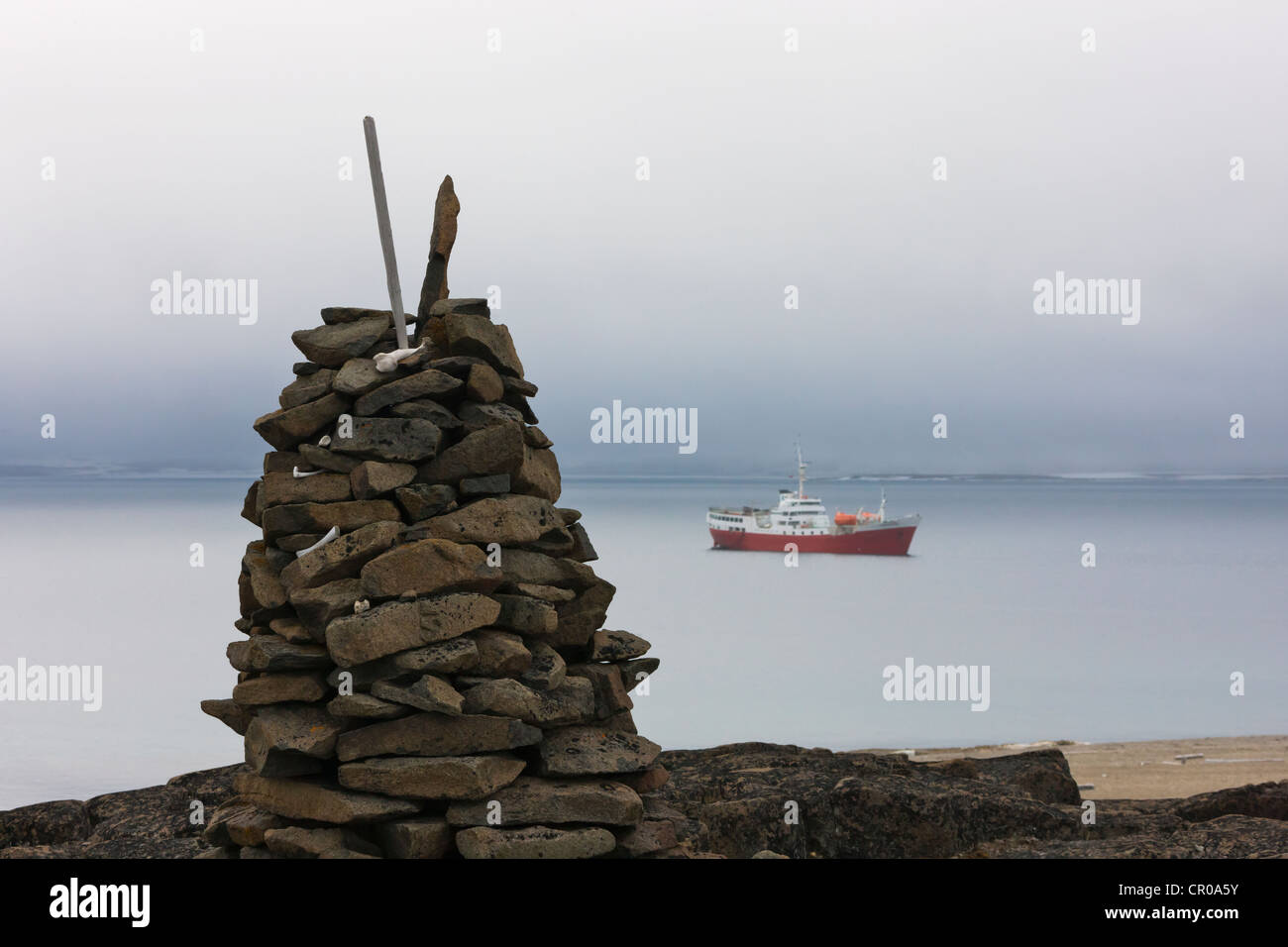 Grab auf der Insel, Sorgfjord, Spitzbergen, Norwegen Stockfoto