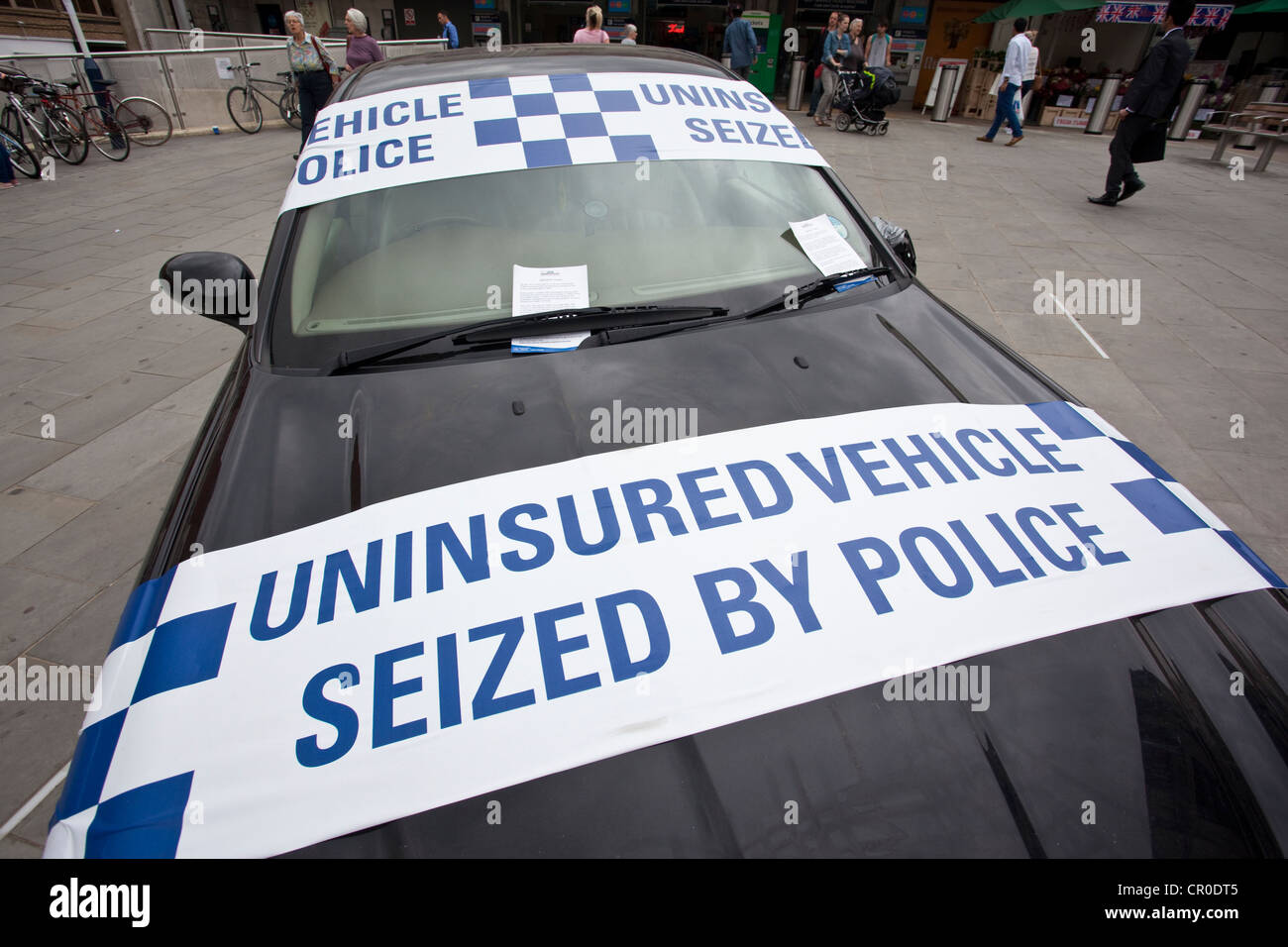 Nicht versichertes Fahrzeug von der Polizei beschlagnahmt Stockfoto
