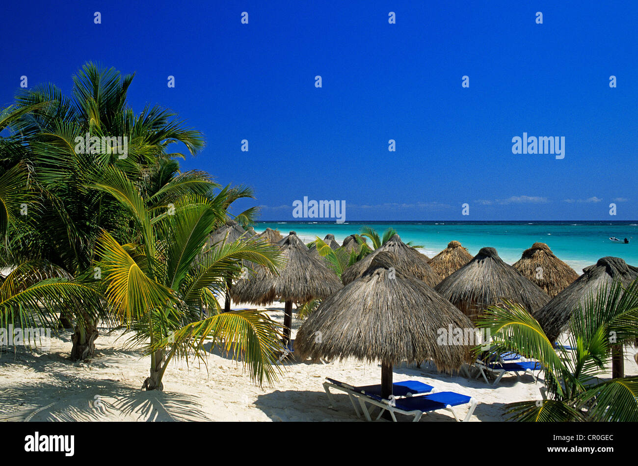 Mexiko, Quintana Roo Zustand, Tulum, Cabanas am Strand aera Stockfoto