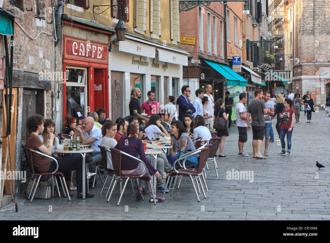 Italienische Café "Caffè Rosso" am Campo Santa Margherita, Venedig, Italien Stockfoto