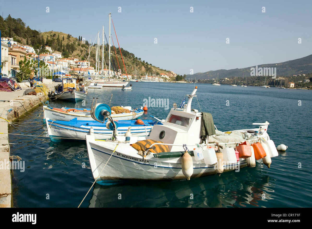 Griechenland, Saronischen Inseln, Insel Poros, Poros, Fischerhafen Stockfoto