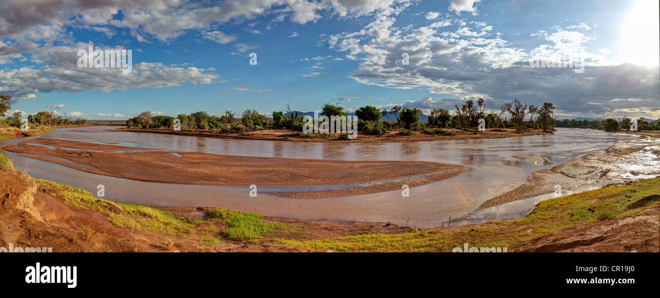 Ewaso Uaso Nyiro River in Samburu National Reserve, Kenia, Ostafrika, Afrika, PublicGround Stockfoto