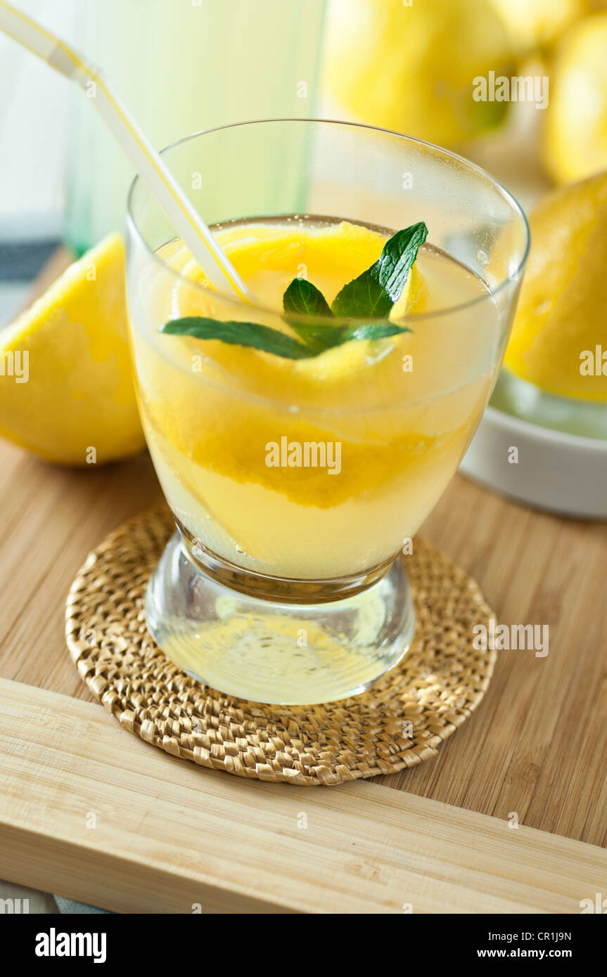 Hausgemachte Limonade Lemon squash Stockfoto