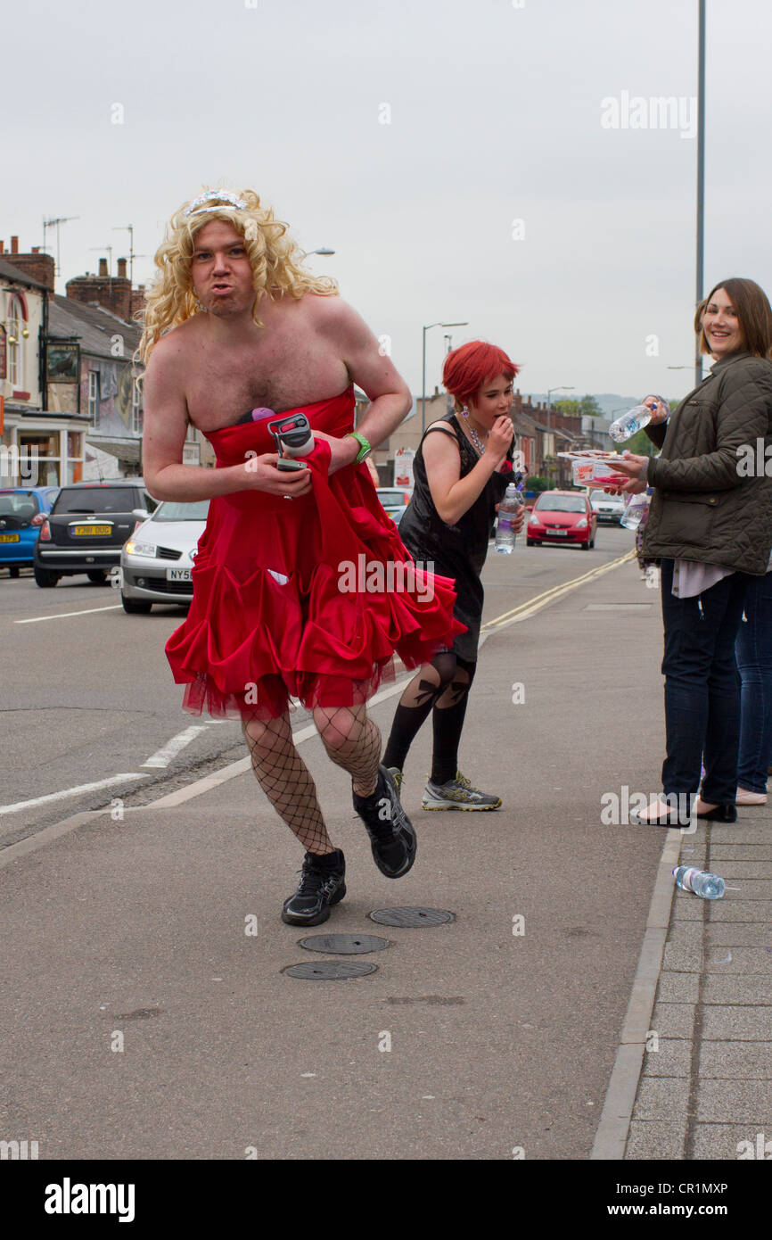 Ashgate Hospiz-Charity-Drag-Rennen Stockfoto