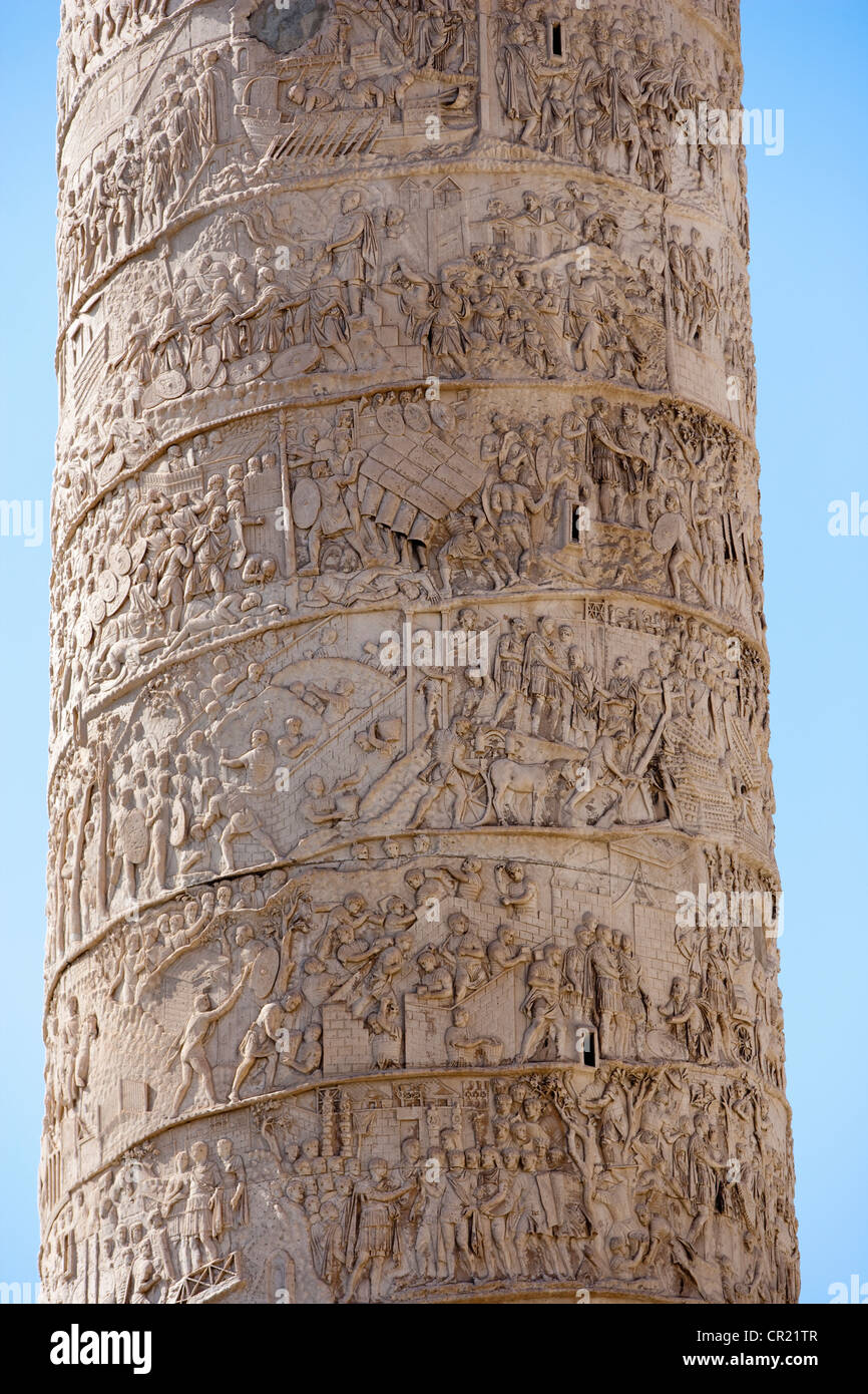 Nahaufnahme von Colonna Traiana in Rom Stockfoto