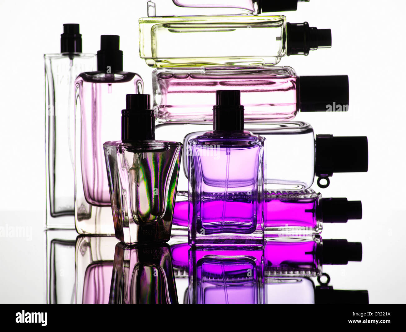 Nahaufnahme von Parfüm-Flaschen Stockfoto