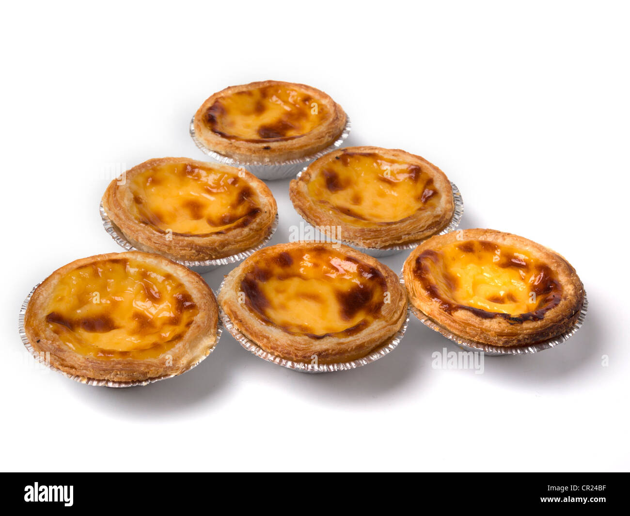 Nahaufnahme der typische portugiesische Süßspeise Gebäck Pastéis de Nata - portugiesische Puddingtörtchen mit Ei Stockfoto