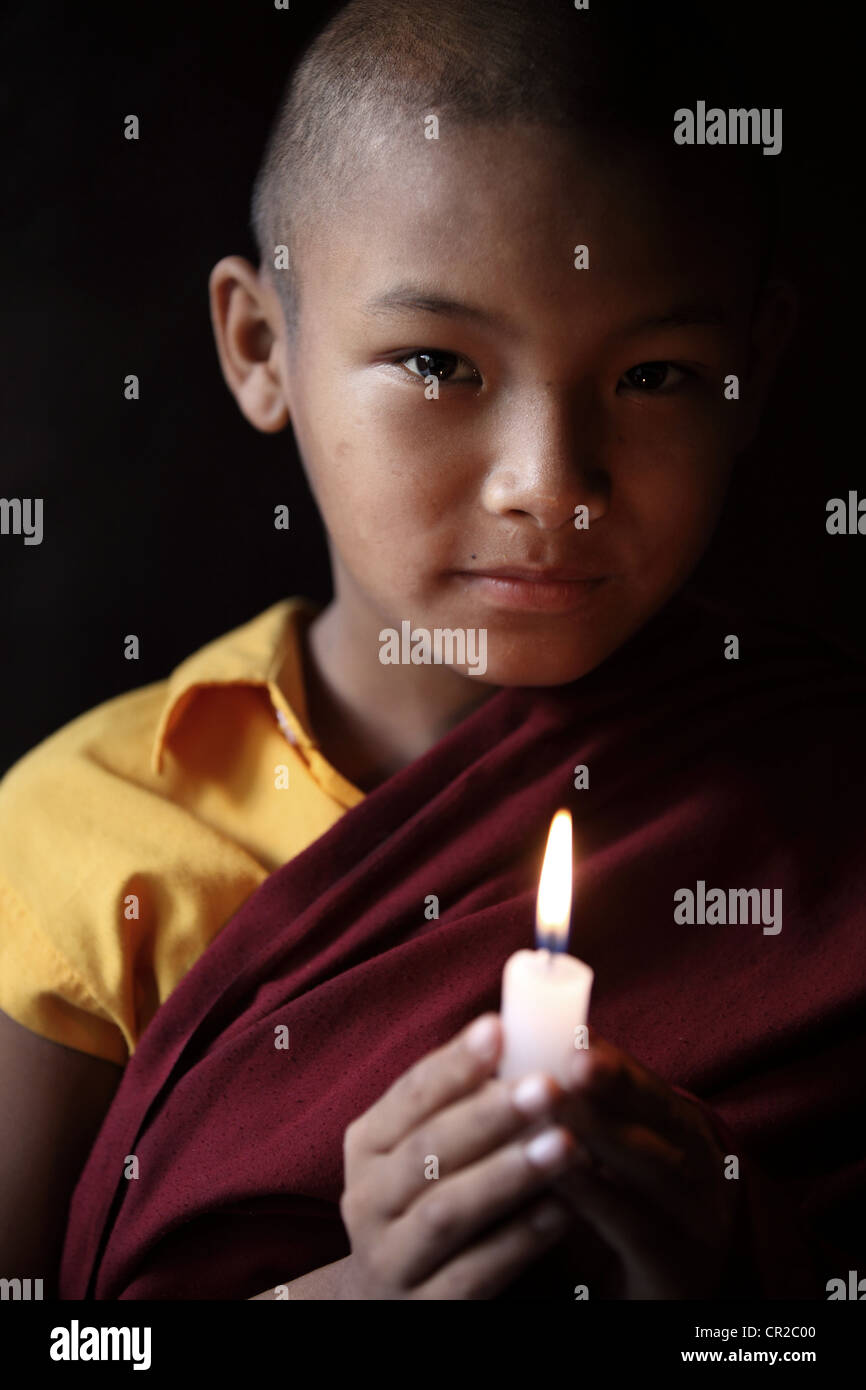 Buddhistischer mönch -Fotos und -Bildmaterial in hoher Auflösung – Alamy