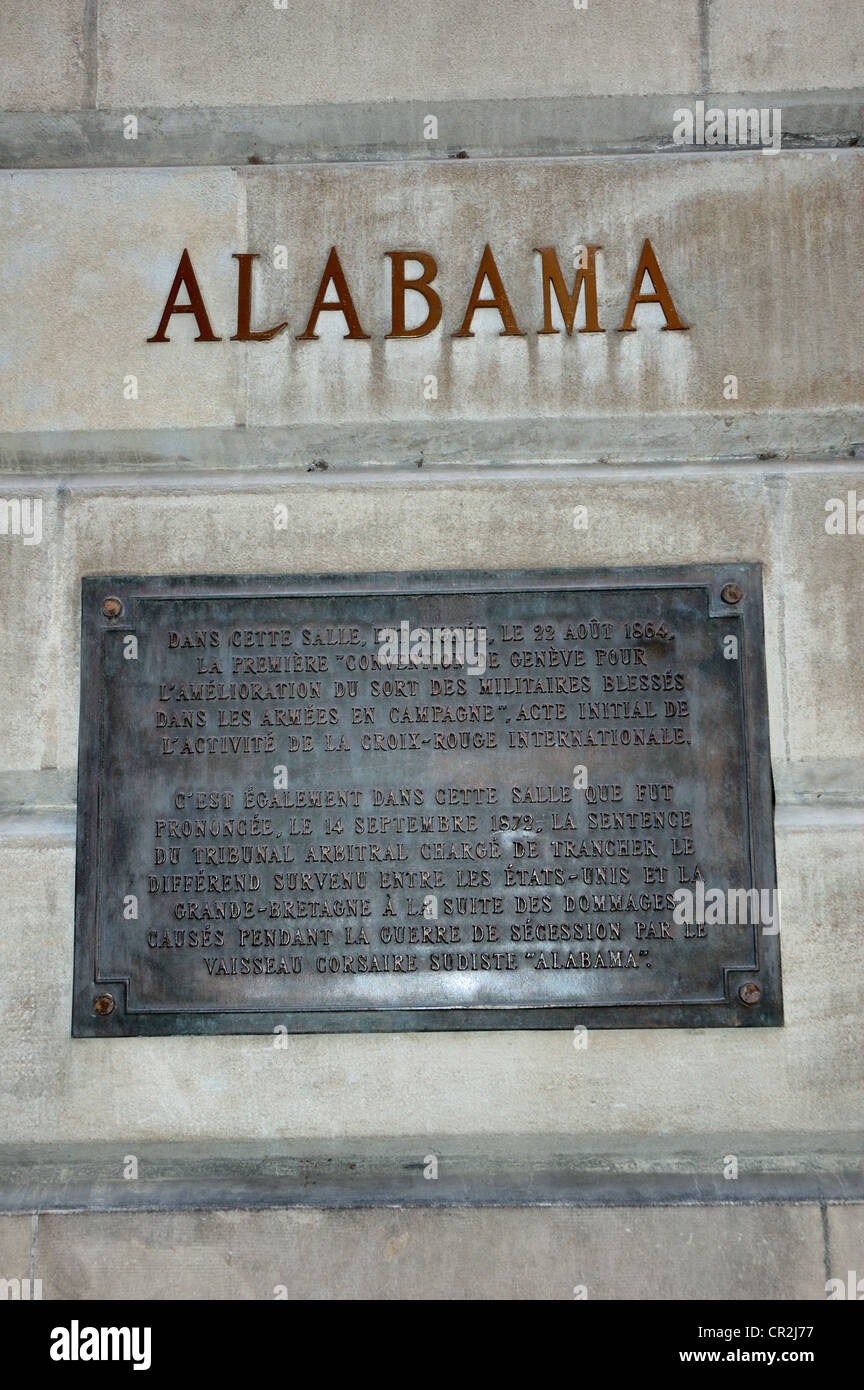 Alabama-Tafel an der Wand des Genfer Rathauses, Schweiz, zum Gedenken an die Unterzeichnung der ersten Genfer Konvention im Jahr 1864. Stockfoto