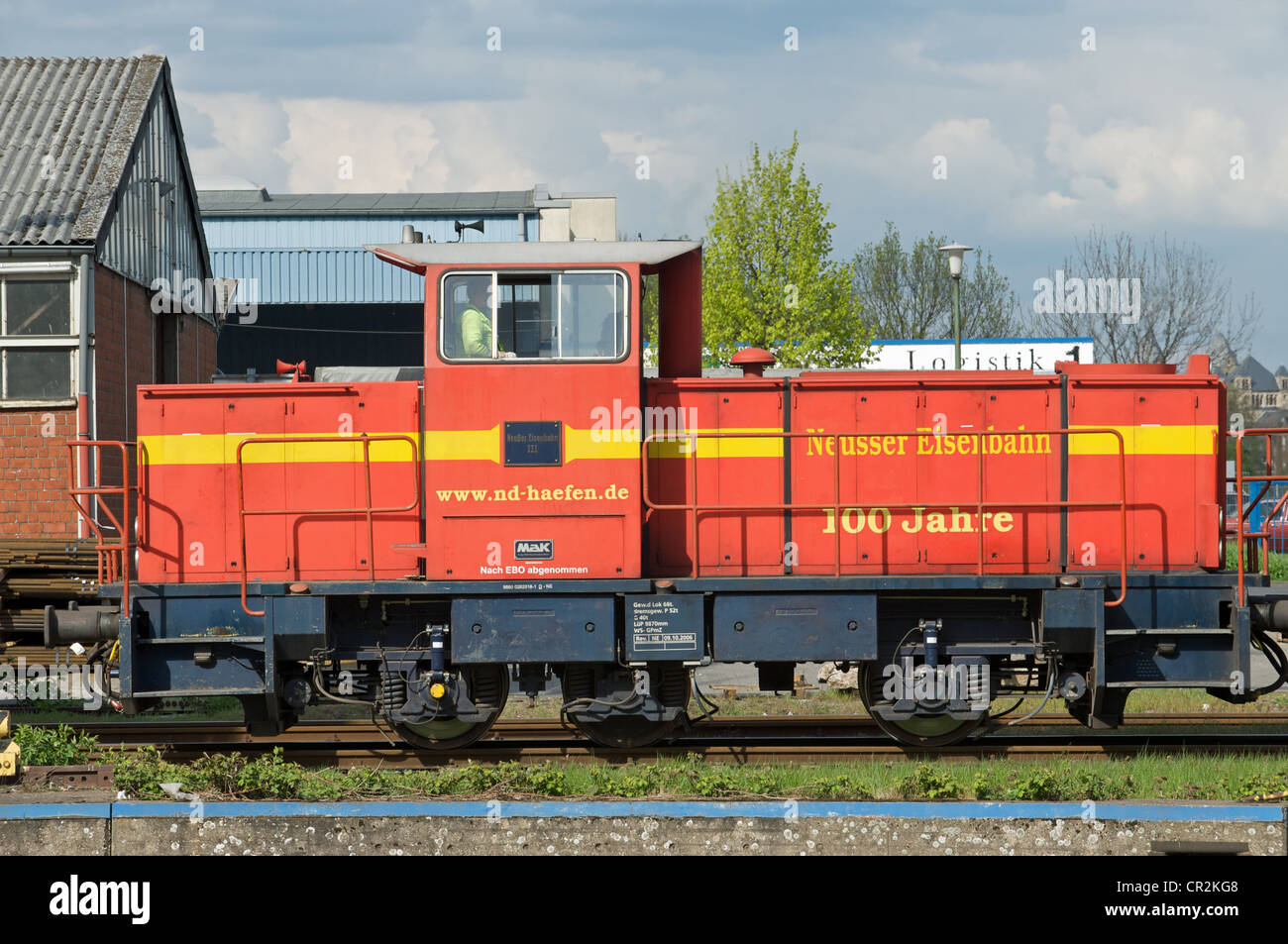 MAK-Diesel-Rangierlok-Lokomotive Anzeige 100 Jahre Neusser Eisenbahn, Düsseldorf Stockfoto