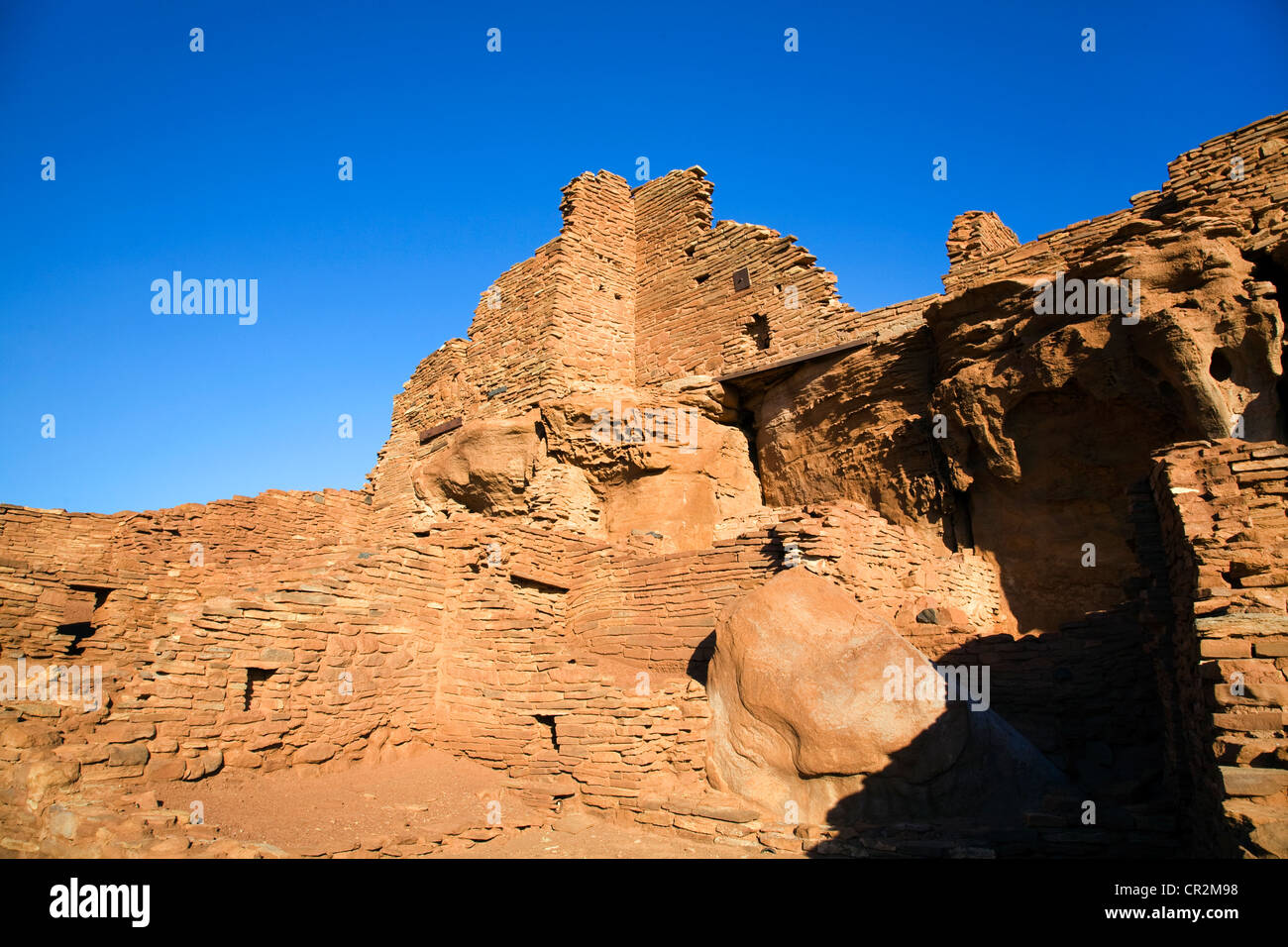 Die Sandsteinmauern des großen Hauses Sinagua Wupatki in Wupatki National Monument, Arizona Stockfoto