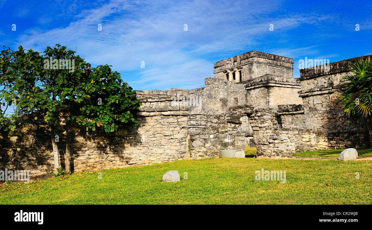 Foto von den Maya-Ruinen in Tulum Mexiko. Stockfoto