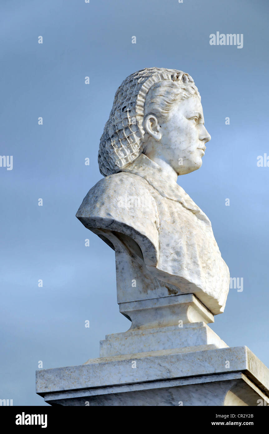 Statue, Büste, Clotilde del Carmen Rodriguez, Dichter, Schriftsteller, Künstler, 1829-1881, Cienfuegos, Kuba, größere Antillen, Caribbean Stockfoto