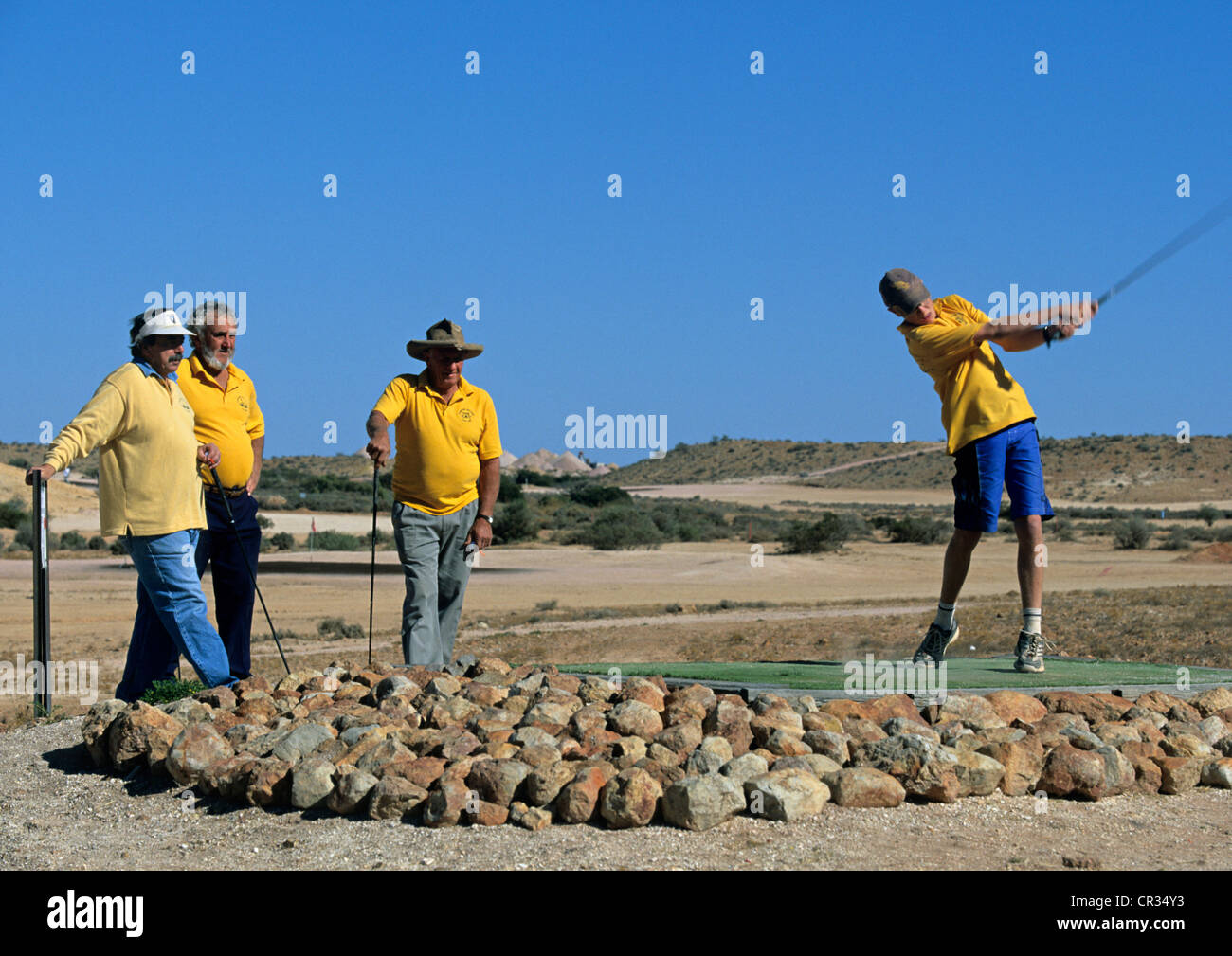 Australien, South Australia Coober Pedy, Golf-Spiel in der Wüste Stockfoto